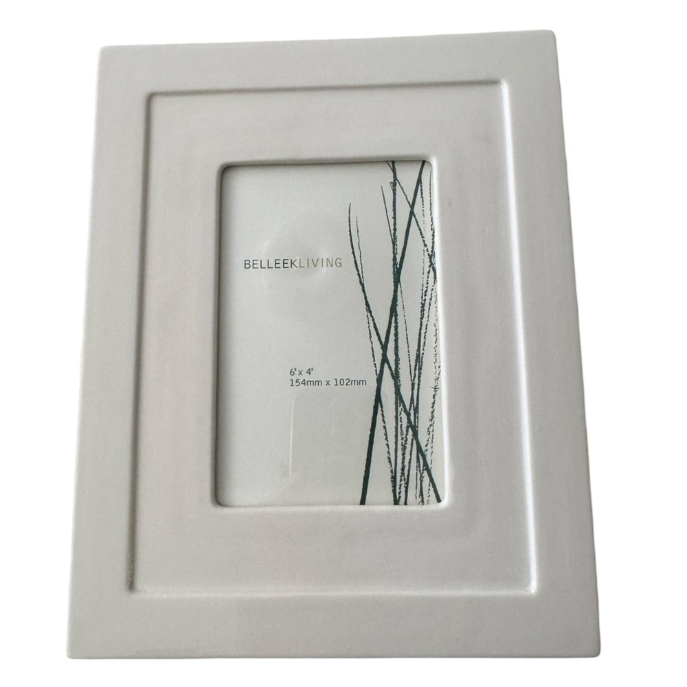 (NWB) Belleek Living Beautiful 6 x 4 Stepped Frame Offwhite